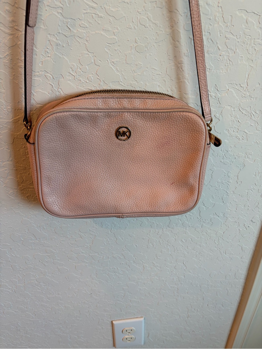 Michael Kors Pebbled Leather Crossbody Bag in Pale Pink